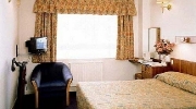 A room at Kensington Court Hotel