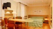 A room at Best Western Paddington Court Suites
