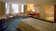 A room at Bonnington Hotel